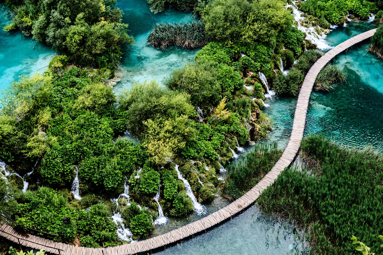 Esplorazione dei Laghi di Plitvice in 4 Giorni